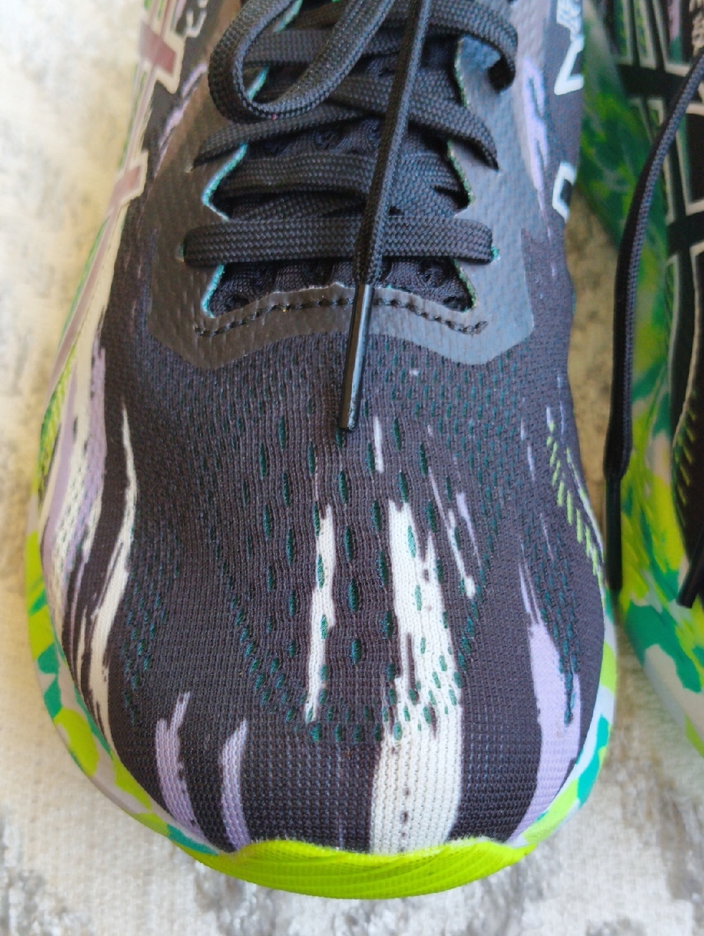 ASICS WOMEN'S Noosa Tri 13 Sneaker - Black & Neon Green New Condition! Size 9 - Picture 6 of 9